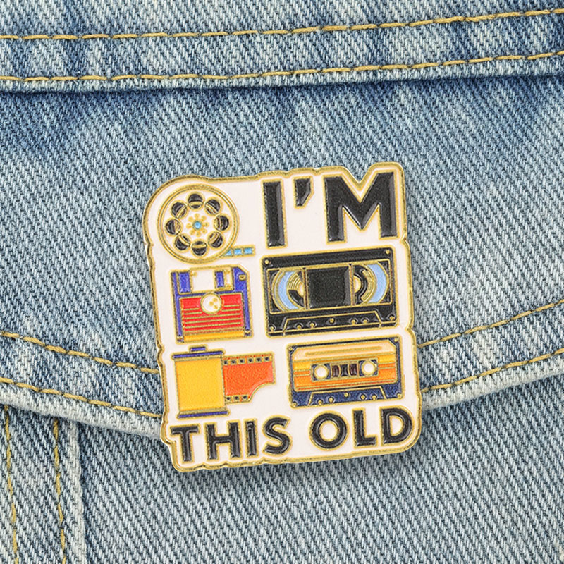 Épingles en émail rétro de sty - Reel Bag avis et prix